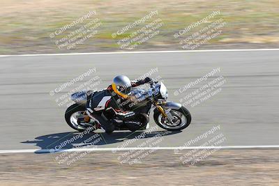 media/Feb-05-2023-Classic Track Day (Sun) [[c35aca4a42]]/Group 2/session 1 turn 9/